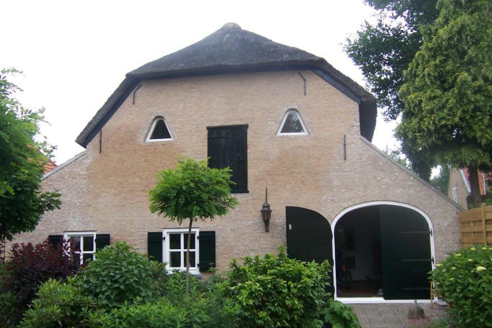 B & B De Pimpelmees 's-Gravenmoer Exteriör bild